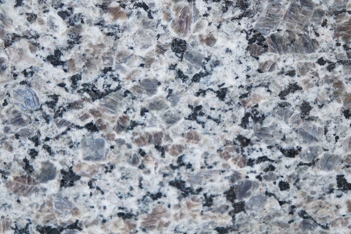 Granito cinza: conheça os principais tipos, preços e aplicações