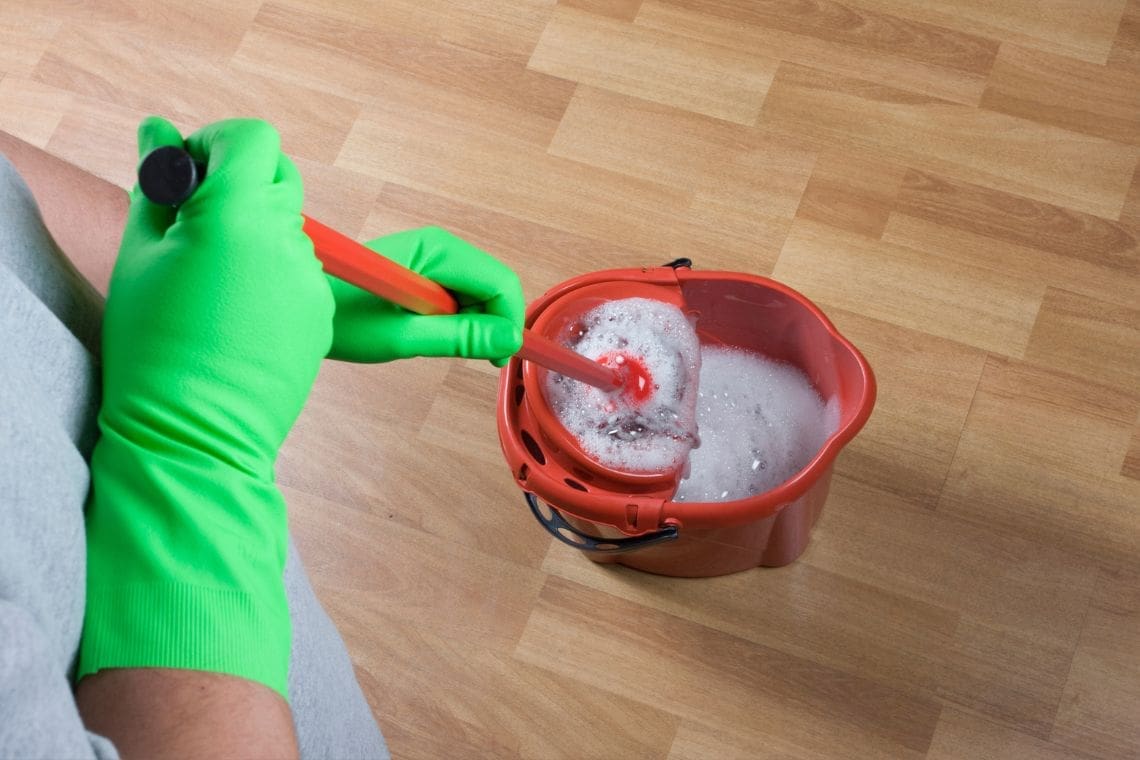 Como limpar o piso paviflex